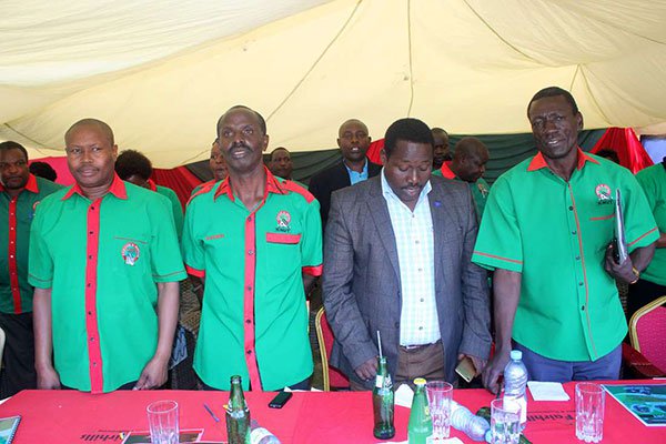 Knut calls for talks on CBC, issue terms for dialogue