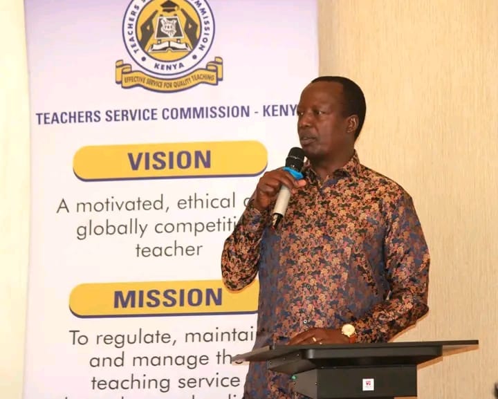 Education Committee reviews Education Act to affect non-teaching staff